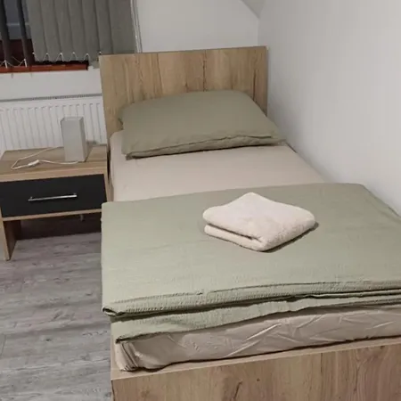 بيت للعطل Ubytovanie Pri Lipe