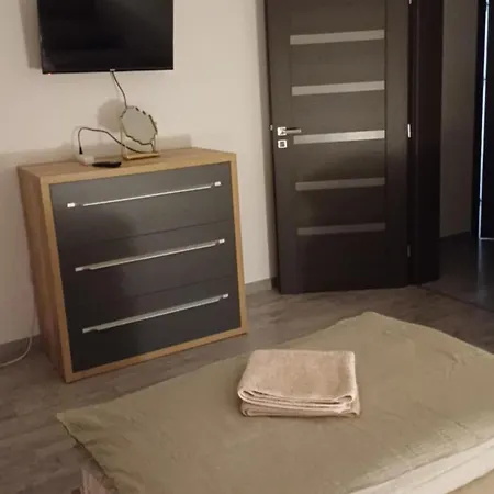 Ubytovanie Pri Lipe بيت للعطل
